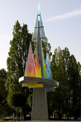 michel STEFANINI - La Passageraie, entrée de la Ville de Clamart, acier inox, verre émaillé, mortier de ciment prompt, hauteur 8,56 mètres michel STEFANINI - La Passageraie, entrée de la Ville de Clamart, acier inox, verre émaillé, mortier de ciment prompt, hauteur 8,56 mètres