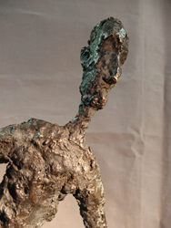 Denis PEREZ - personnage urbain ht 70 cm ann?e 2005 bronze Denis PEREZ - personnage urbain ht 70 cm ann?e 2005 bronze
