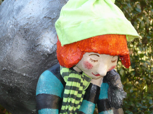 Natacha Ricque - Sonia, 24 x48x 75 cm, 2008, plâtre Natacha Ricque - Sonia, 24 x48x 75 cm, 2008, plâtre