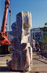 manuel Paoli - Femme en attente Marbre du languedoc Toulon 2,50m manuel Paoli - Femme en attente Marbre du languedoc Toulon 2,50m