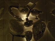 SUYOUNG KIM - Organes, Dimensions variées, 2007, Pâte à modeler et Guirlandes. SUYOUNG KIM - Organes, Dimensions variées, 2007, Pâte à modeler et Guirlandes.