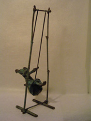Monika MESCHKE - Balancoire 40x14x14 cm. 2005 Bronce (pu.) Monika MESCHKE - Balancoire 40x14x14 cm. 2005 Bronce (pu.)