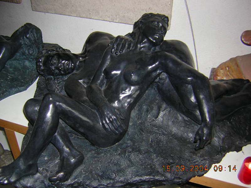 bénédicte DUBART - La nuit des temps 700x500x270, 1999 , bronze bénédicte DUBART - La nuit des temps 700x500x270, 1999 , bronze