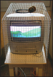 Phillip ROBERT - Last Territory 1, 40x60x130cm, 2004, Installation vid Phillip ROBERT - Last Territory 1, 40x60x130cm, 2004, Installation vid