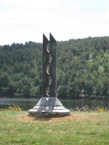 Bernard SAN MIGUEL - Confluence terre air eau 1% culturel site de Beau-Rivage Caurel (22) Bernard SAN MIGUEL - Confluence terre air eau 1% culturel site de Beau-Rivage Caurel (22)