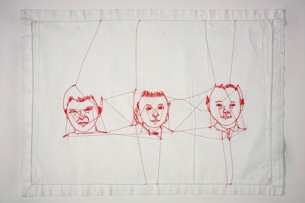 Brige VAN EGROO - à bouche décousue combinaisons variables 2009 dessin au fil Brige VAN EGROO - à bouche décousue combinaisons variables 2009 dessin au fil