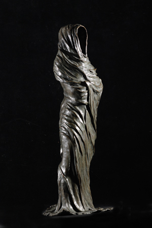 CATHERINE PERROT - Apparence 68x28x24 2005 bronze CATHERINE PERROT - Apparence 68x28x24 2005 bronze
