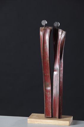 Catherine MAUCOURT - 2009 - métal - 18x66x80 cm Catherine MAUCOURT - 2009 - métal - 18x66x80 cm