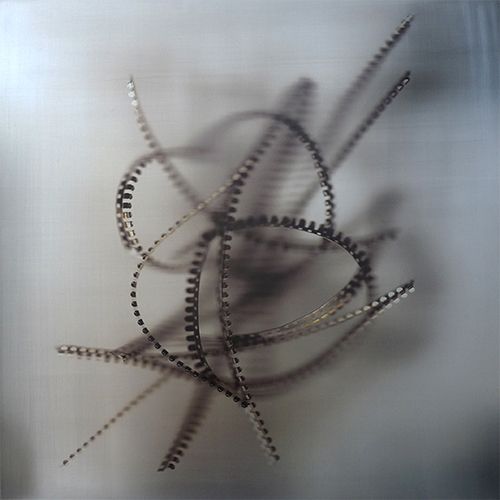 Fabienne Cuter - Metallic Poem #6, 60cm x 60cm, 2011, Photographie sur Acier Inoxydable Fabienne Cuter - Metallic Poem #6, 60cm x 60cm, 2011, Photographie sur Acier Inoxydable