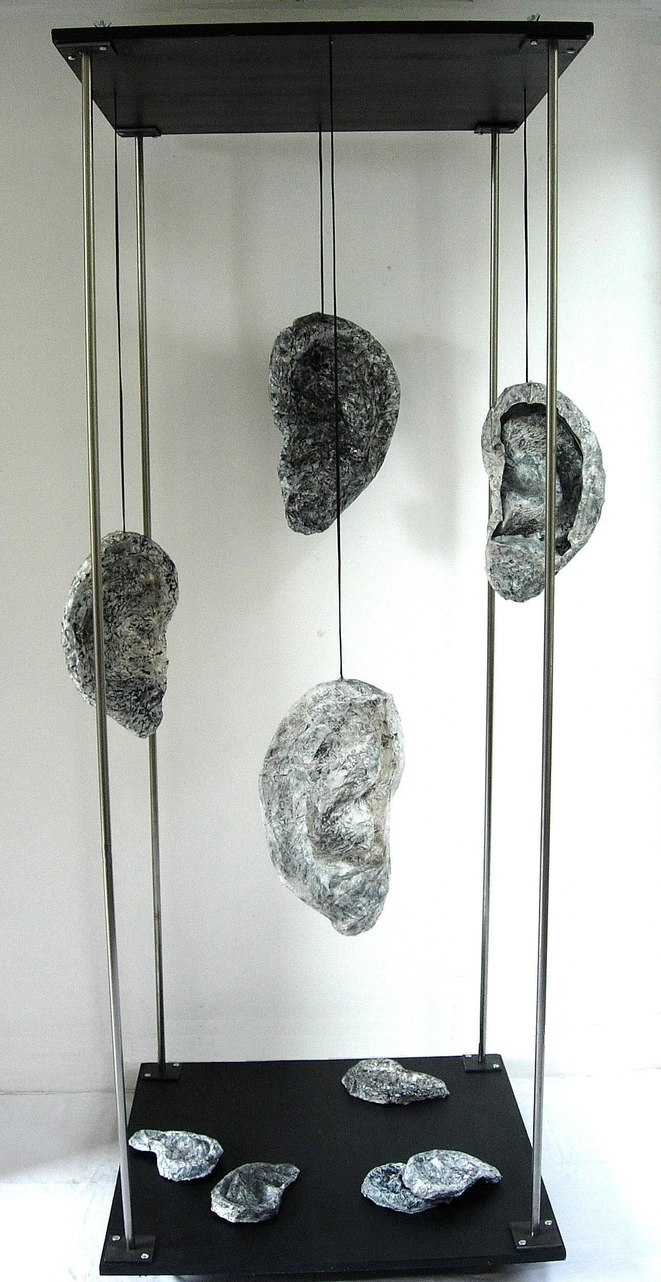 Florence Baudin - Entre nous, 2010, 210 x 80 x 80 cm , Papier, pigments, bois, tubes métal. 4 mini hautparleurs, 1 ampli, 1 platine CD. Son : Alexandre Lévy Florence Baudin - Entre nous, 2010, 210 x 80 x 80 cm , Papier, pigments, bois, tubes métal. 4 mini hautparleurs, 1 ampli, 1 platine CD. Son : Alexandre Lévy