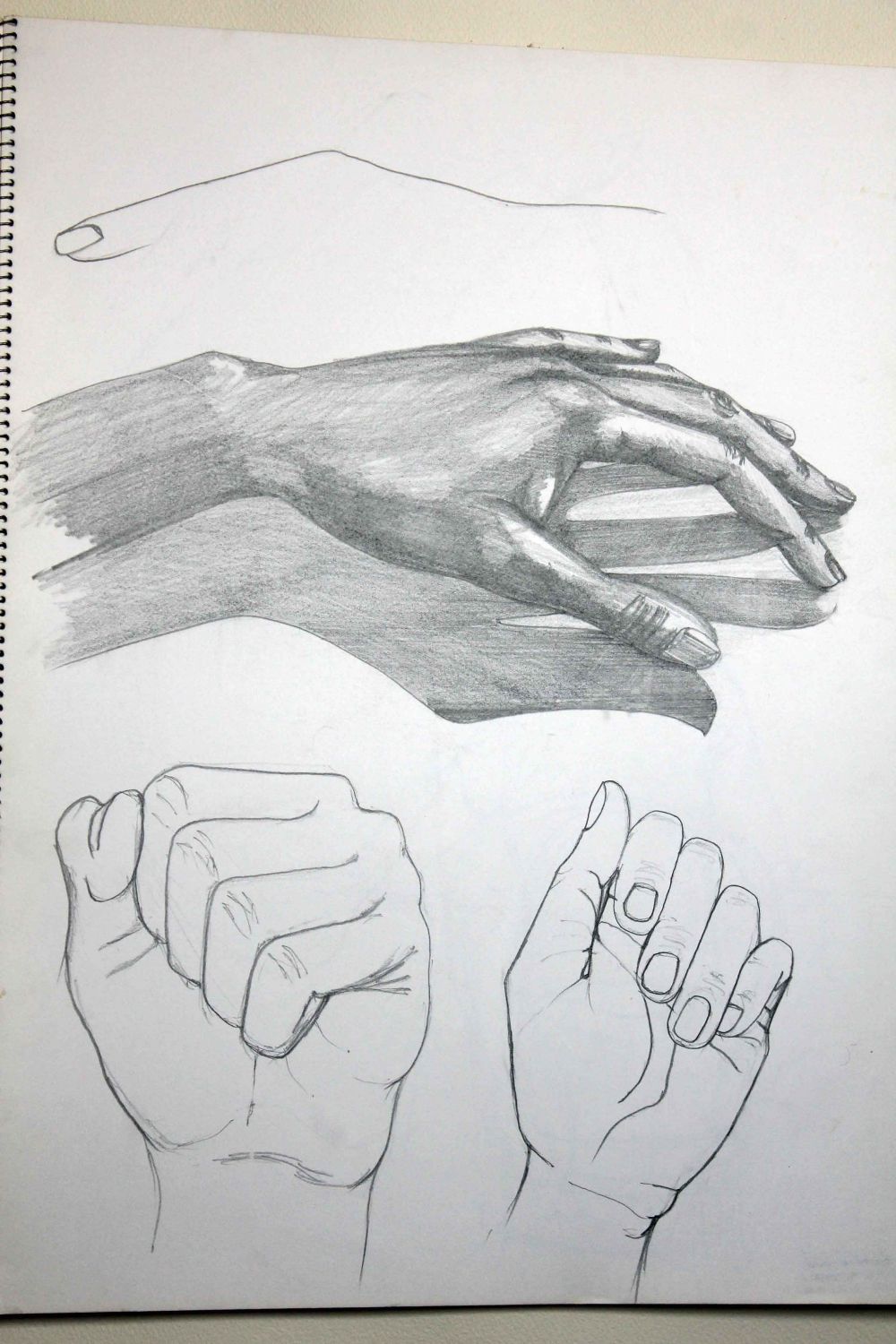José SOLA - Etude de mains, 1980, format raisin, sur papier José SOLA - Etude de mains, 1980, format raisin, sur papier