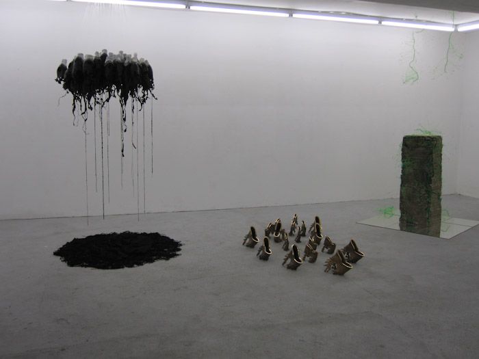 Mahin NOORMAH - Souffle Frais IV ( Marée Noire )- variable- 2008/2010- Plastique peint Mahin NOORMAH - Souffle Frais IV ( Marée Noire )- variable- 2008/2010- Plastique peint
