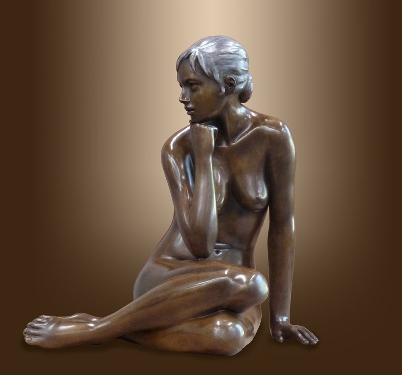 Nella Buscot - La Jeunesse, 2009, bronze, 81 cm. Nella Buscot - La Jeunesse, 2009, bronze, 81 cm.