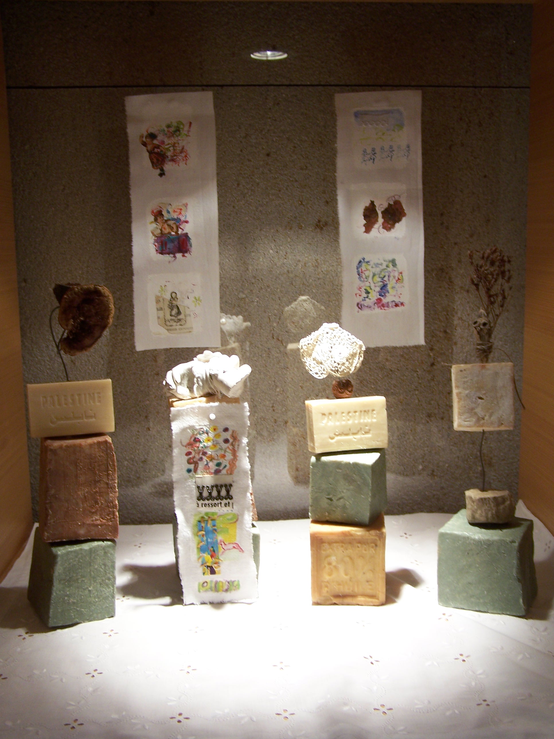 cathy GAGNAIRE - totem savon : savon, éléments naturels et moulage 2010 cathy GAGNAIRE - totem savon : savon, éléments naturels et moulage 2010