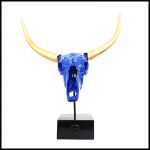 PoP Skull - Sculpture by T\'M