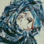 femme à capuche 3