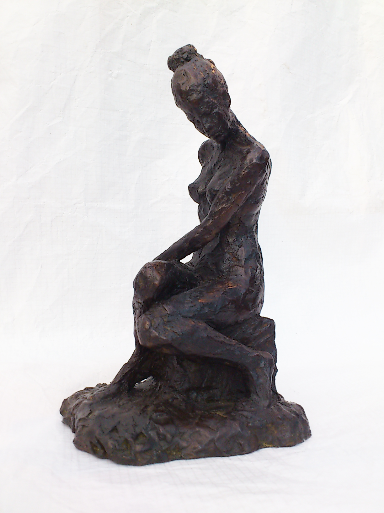 aurelie-assise-en-torsion