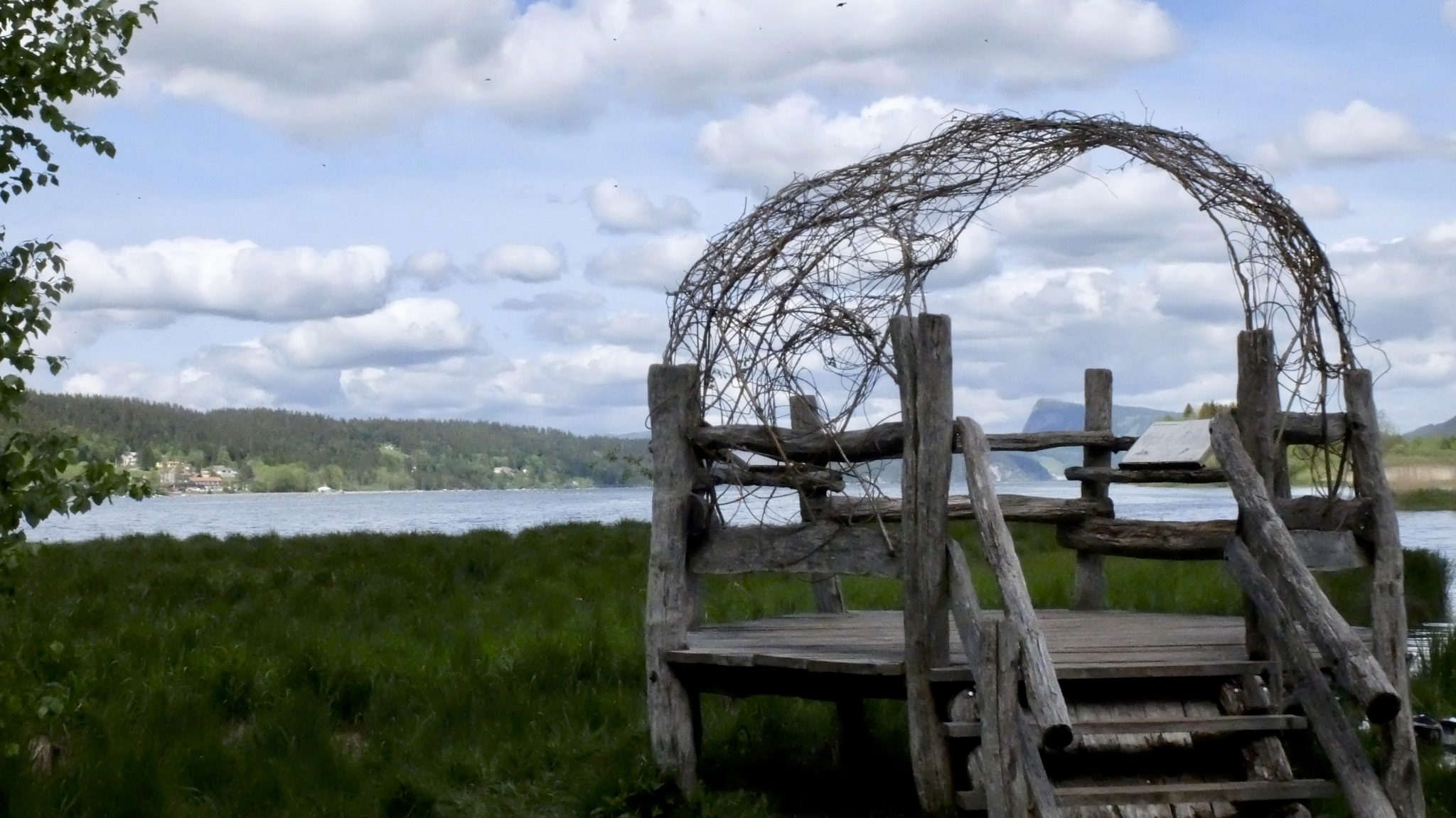 nid-installation-in-situ-vallee-de-joux