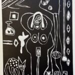 L’effroi de Maude en noir et blanc dans le miroir par Bathier Franck