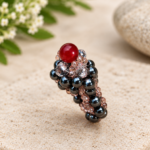 Bijoux : Bague fait-main par MENATRITT STUDIO
