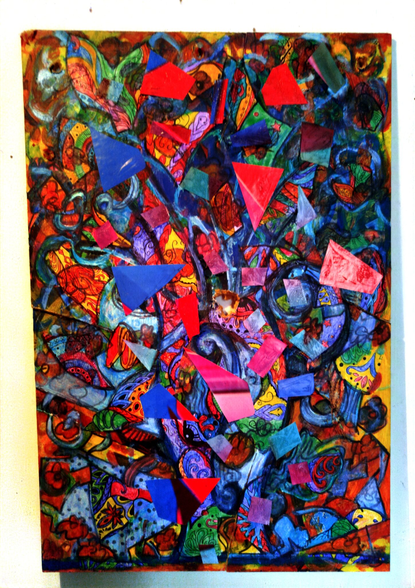 titre-vase-geometrique-aout-2025