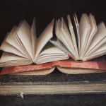 Deux livres ouverts 30x45