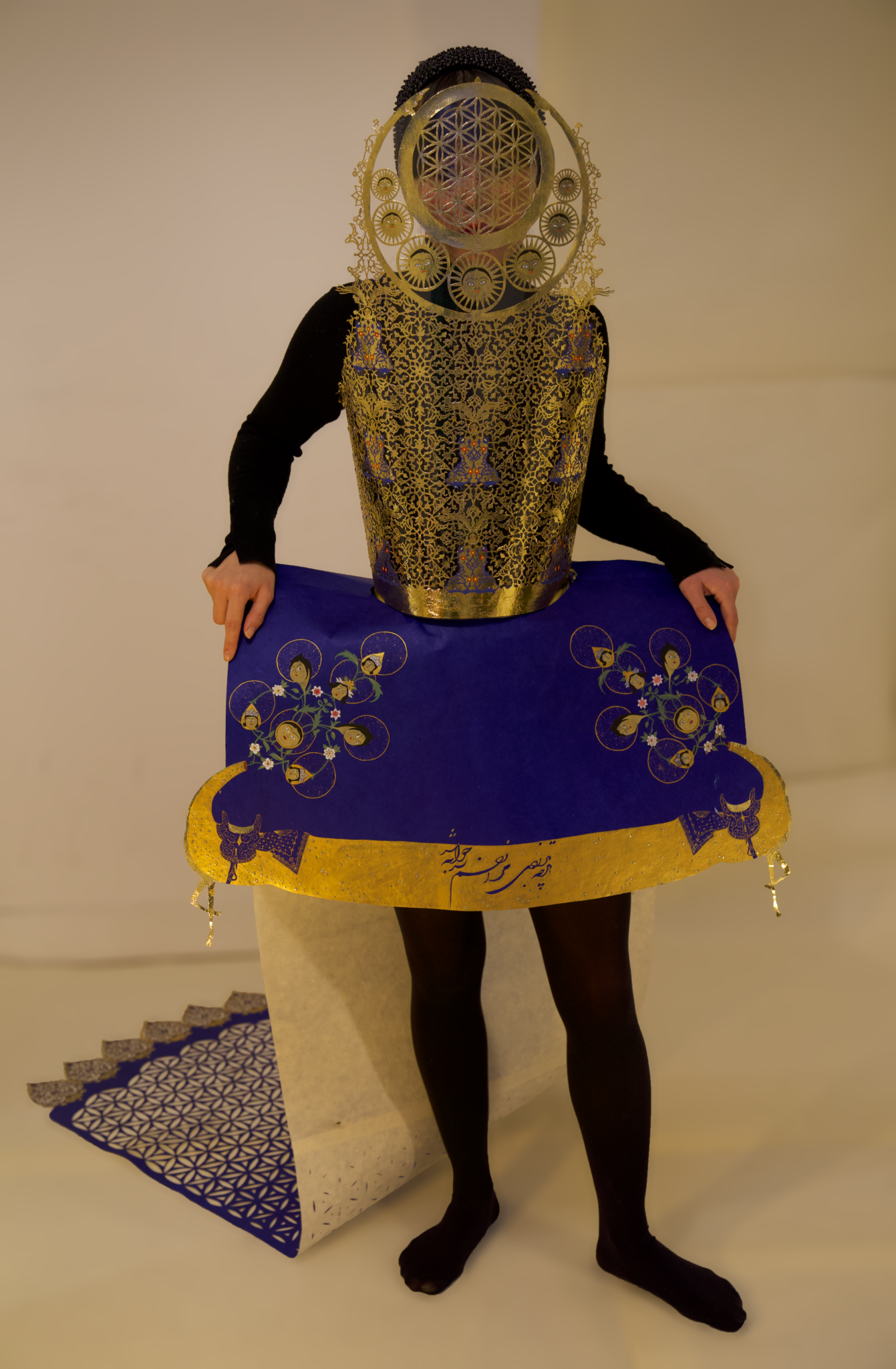 reimagining-haft-paykar-into-the-abarzanan-superwomen