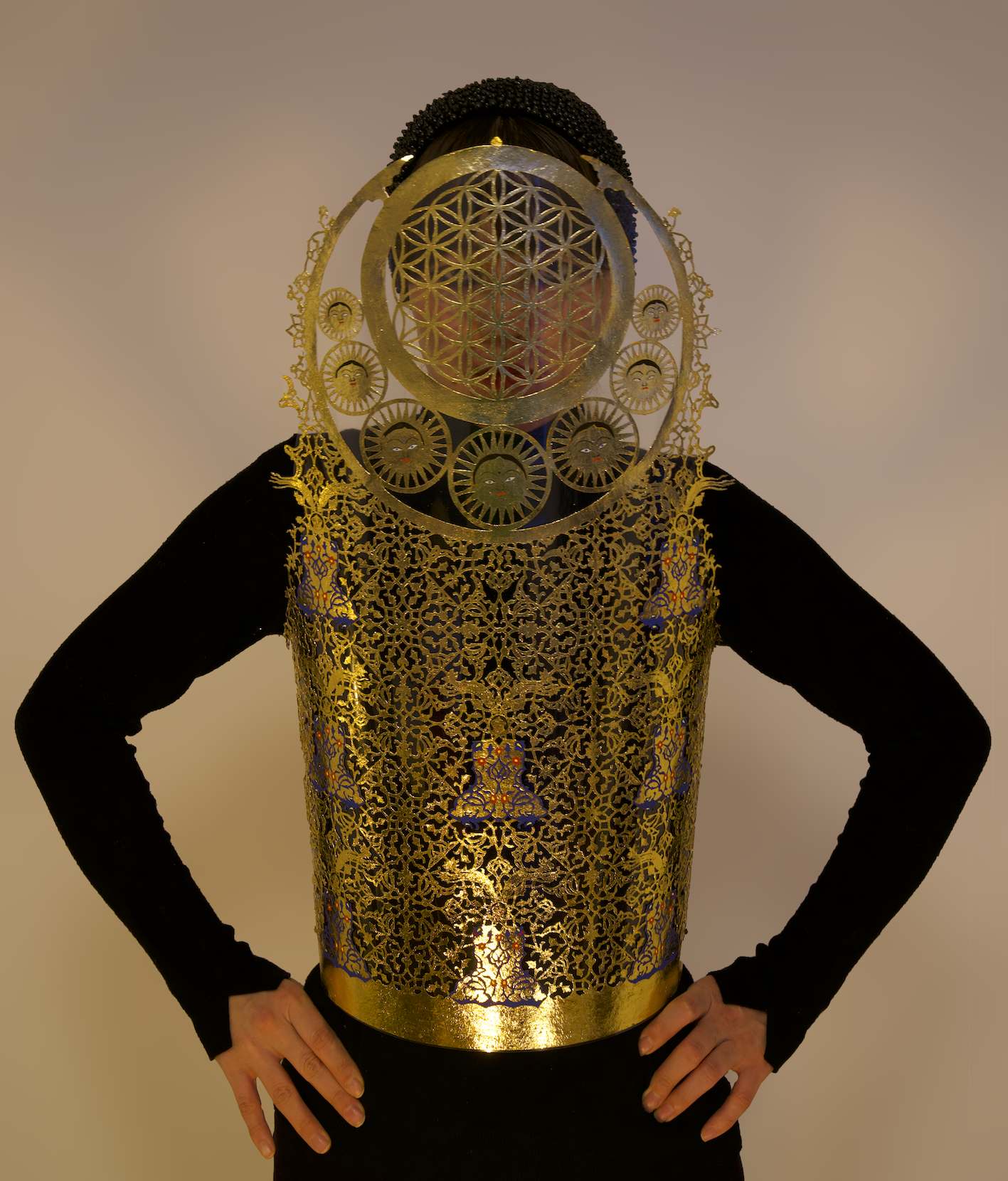 reimagining-haft-paykar-into-the-abarzanan-superwomen-2