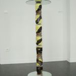 2001_2011-colonne sans faim-bocaux, saucisse sèche, huile, miroirs - copie