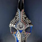 Masque tribal revisité par Joan Breuil