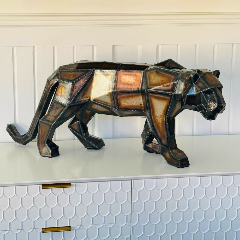sculpture-tigre-brut-vernis-en-metal