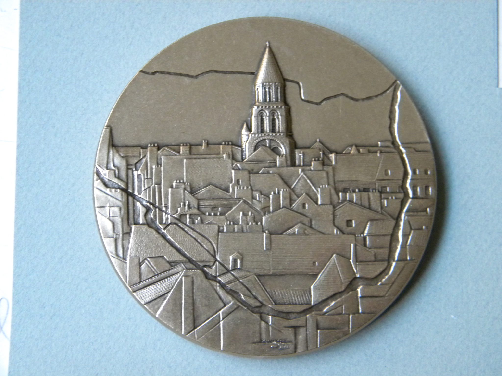 ville-de-poitiers-avers