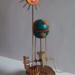 Soleil et terre par Pascal Ferrari (Atelier de Sculpture Cinétique)