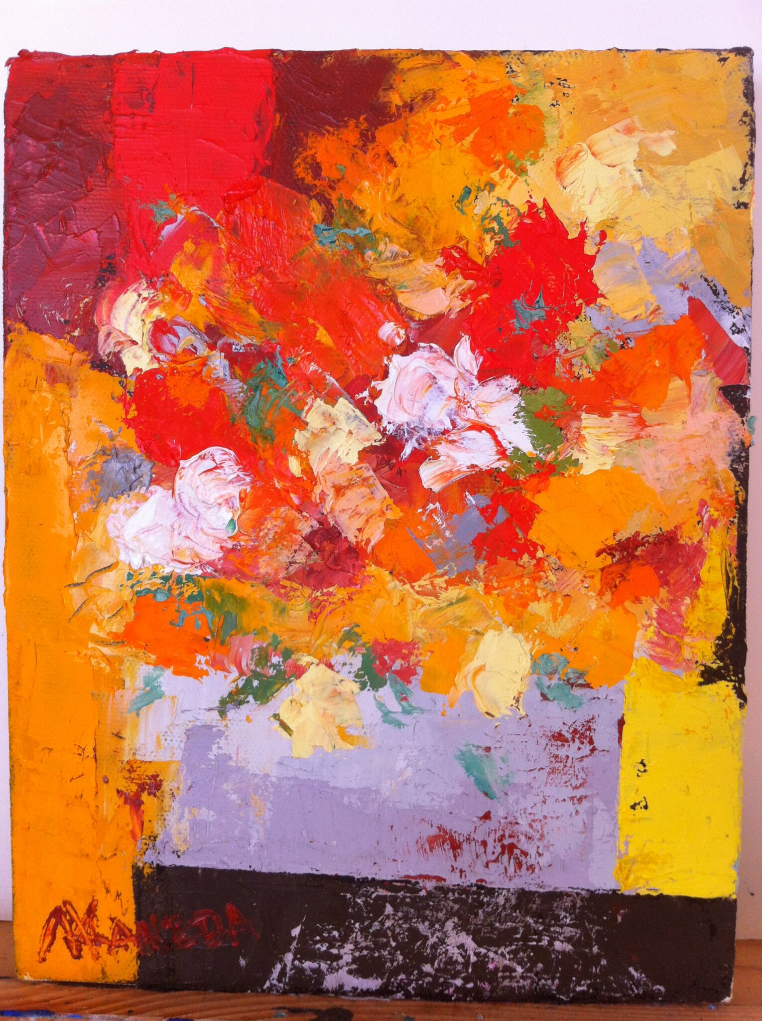 bouquet-de-fleurs-au-fond-orange