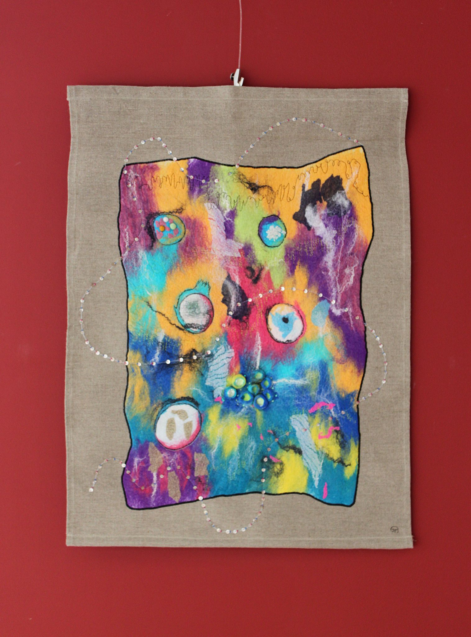 64-perles-bleues-et-65-perles-roses