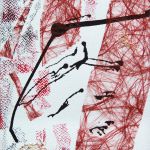 L'oeil noir de la femme assise