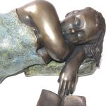Le songe de Tamara, sculpture bronze par Michelle PEYRE dite Mimi