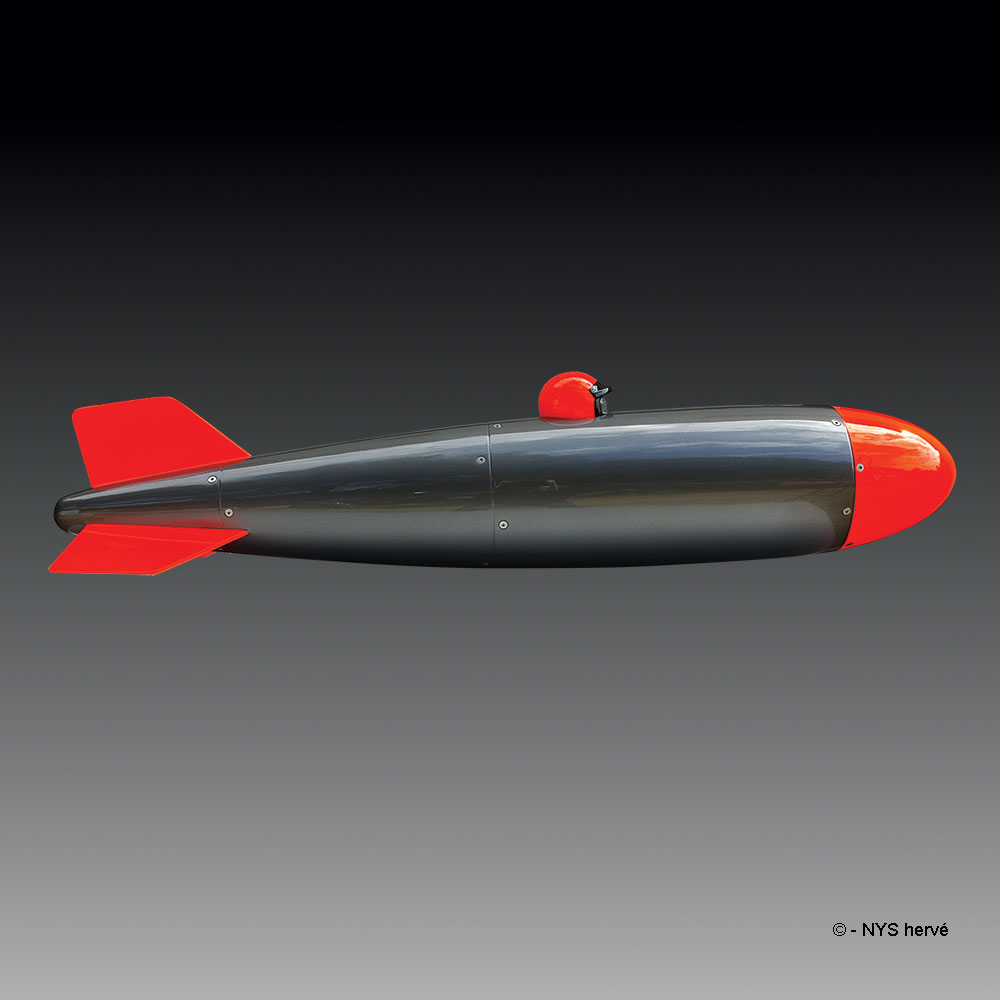 sculpture-resine-automobile-nys-herve-bombman